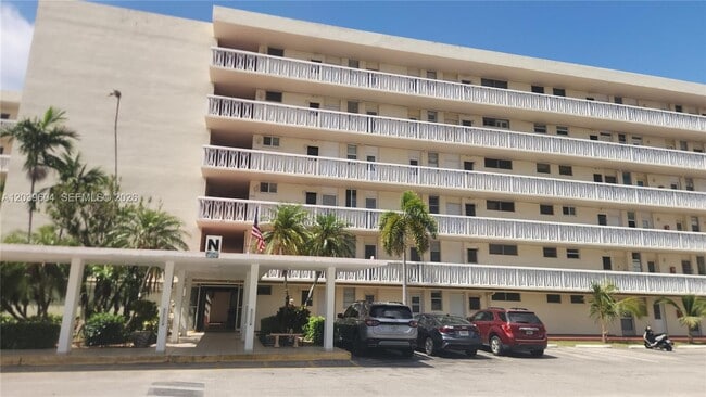 Photo - 2920 Point E Dr Unit N607