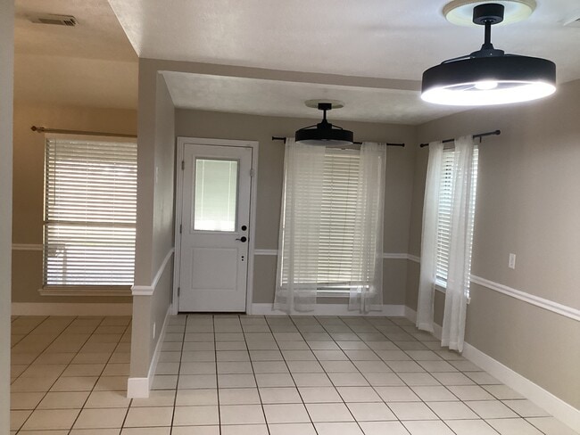 Photo - 17046 Clan MacIntosh Dr