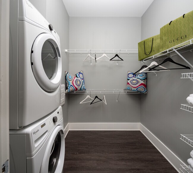 Abberly Onyx Apartment Homes