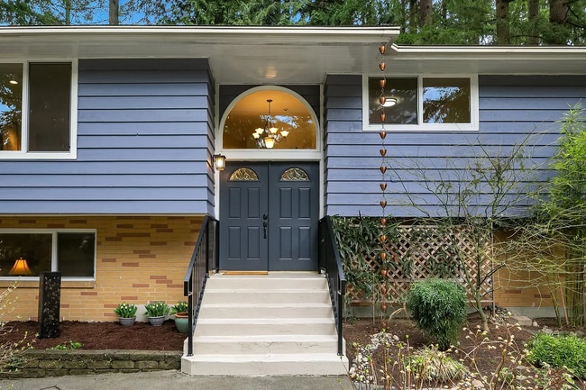 Building Photo - 12030 NE 144th St