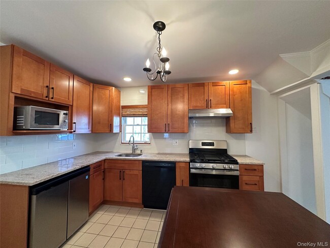 Photo - 197 Johnson Rd