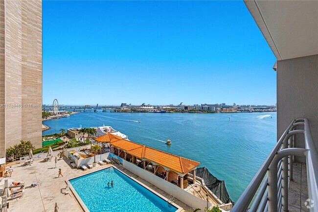 Building Photo - 335 S Biscayne Blvd Unit 1110 Rental