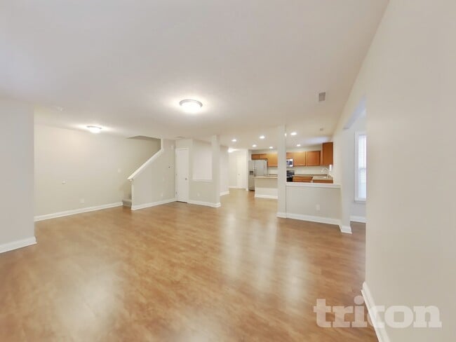 Photo - 722 Chestnut Ln