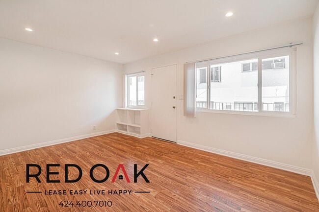 Photo - 1323 N Harvard Blvd Condo Unit 5