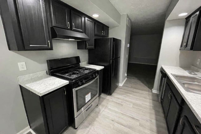 Photo - For Rent: 4-bedroom 2-bathroom single family home! Available NOW!