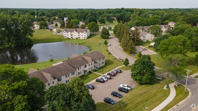 Lake of the Hills Apartment Homes