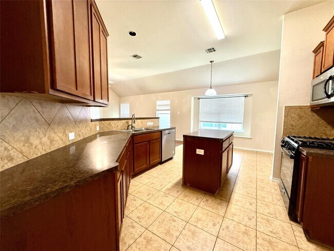 Photo - 1213 Rainbow Parke Dr