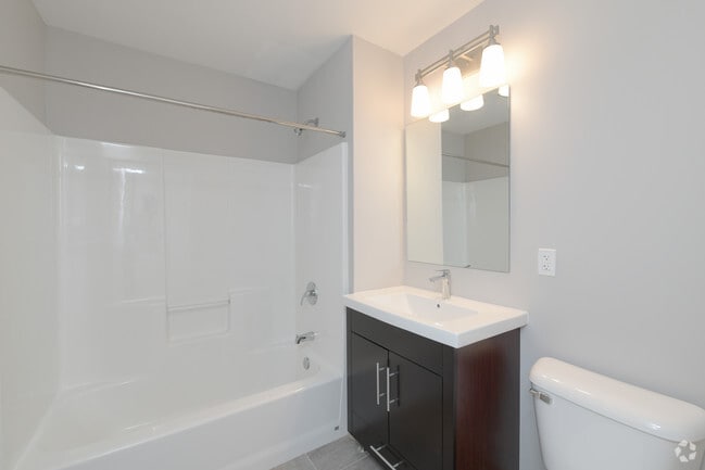 Photo - 75 N MAIN LLC