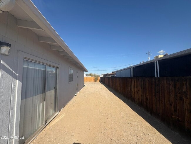 Photo - 2642 E Kings Ave