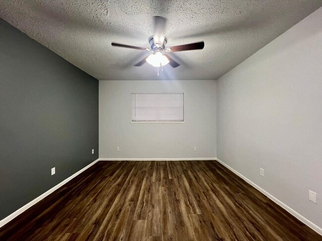 Photo - The Monark Apartments