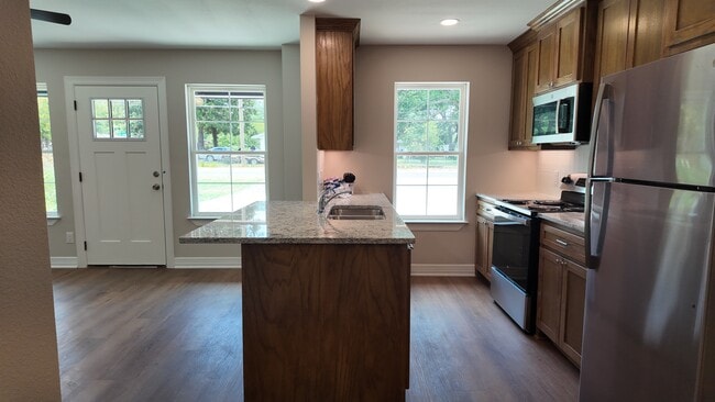Photo - 406 Lake Lamond Rd