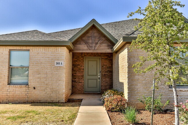 Building Photo - Luxury Duplexes In Cooper District Rental