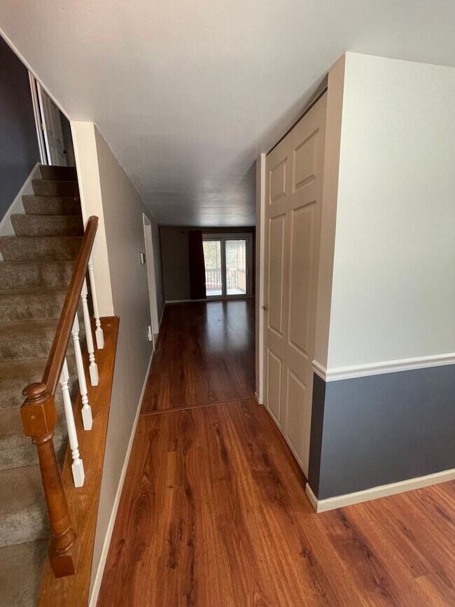 Photo - 120 Scottsdale Dr