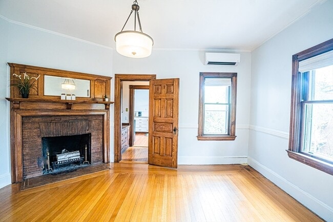 Photo - 18 Whittier St Unit 2R