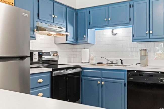 Photo - 9660 Shore Dr