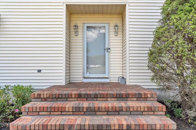 Photo - 1868 New Hampshire Ave House
