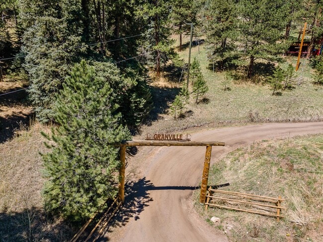 Photo - 6533 S Brook Forest Rd