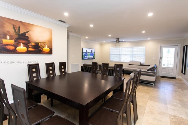 Photo - 333 SE 3rd Ave