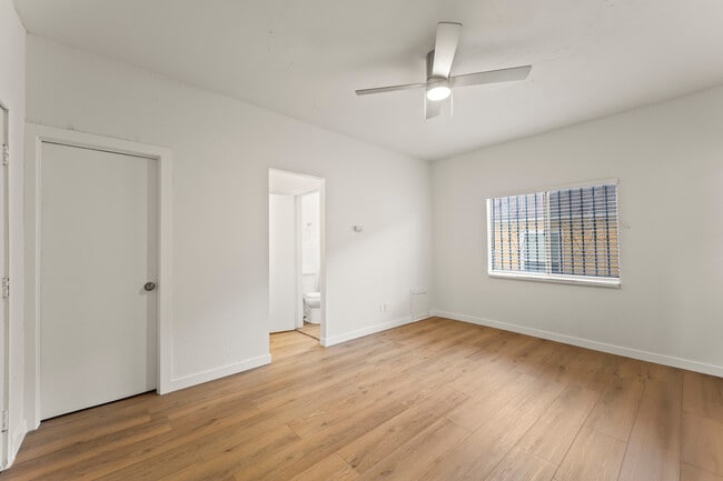 Photo - 182 W Vernon Ave Unit 17