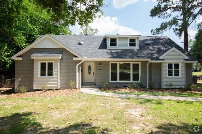 Building Photo - 2826 College Dr Rental