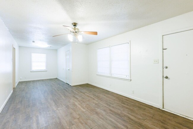 Photo - 4209 38th St