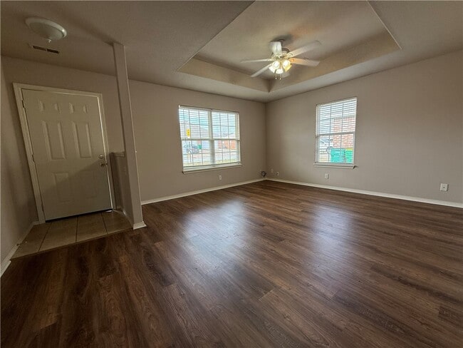 Photo - 662 Appleridge Dr