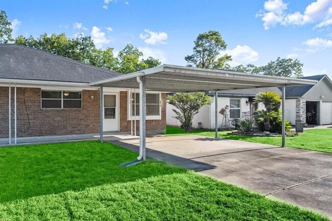 Photo - 6316 Olson Ln