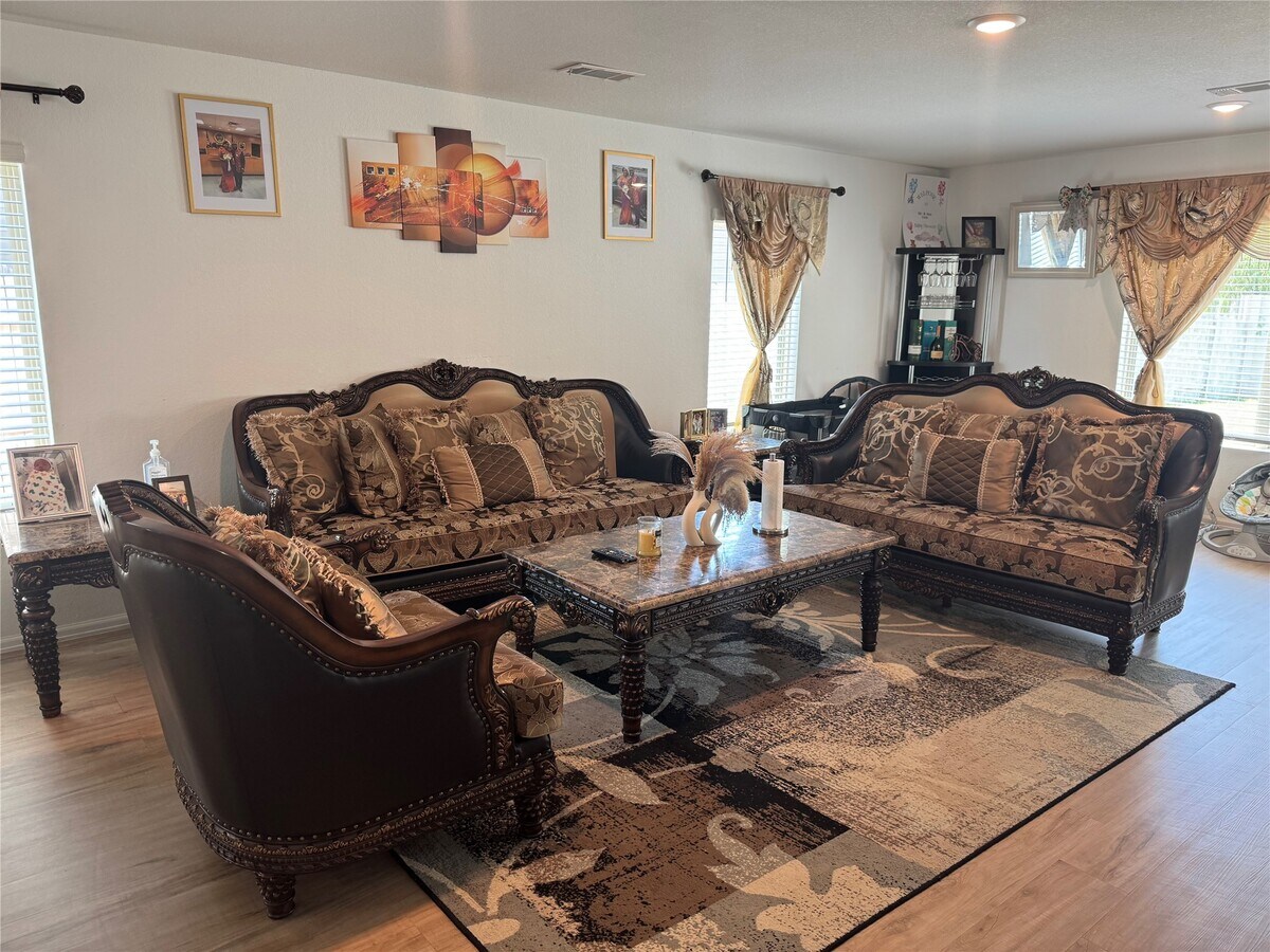 Photo - 18626 Rosehill Pr Dr