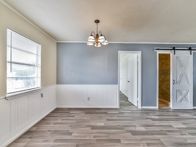 Photo - 900 Bonita Dr