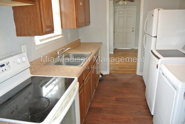 Photo - 310 Forrest Ave