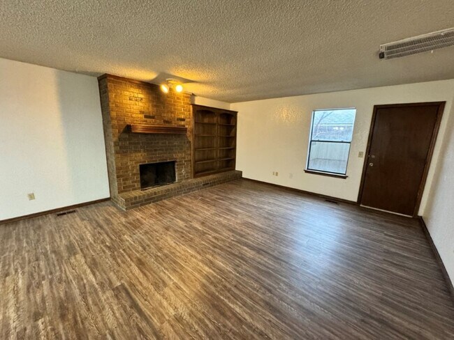 Photo - 2 bed 2 bath duplex refreshed with new flooring and bathroom countertops and paint, spacious and ...