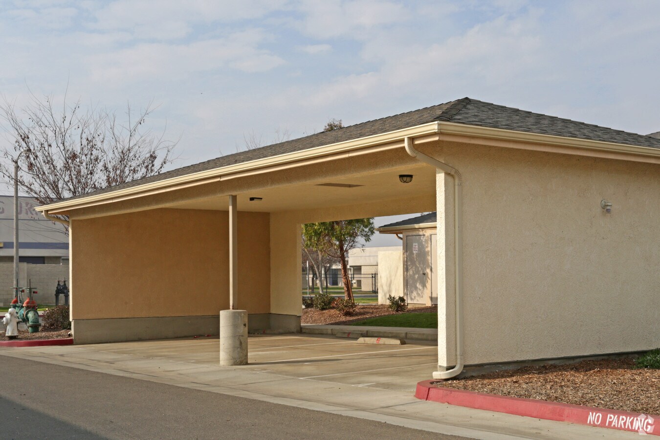 Photo - Hanford Apartments