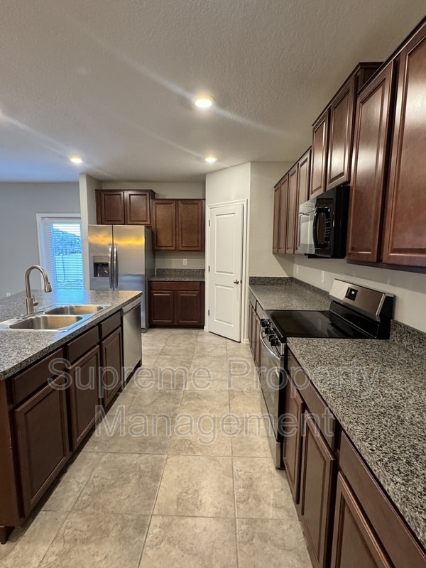 12716 Lemon Pepper Dr
