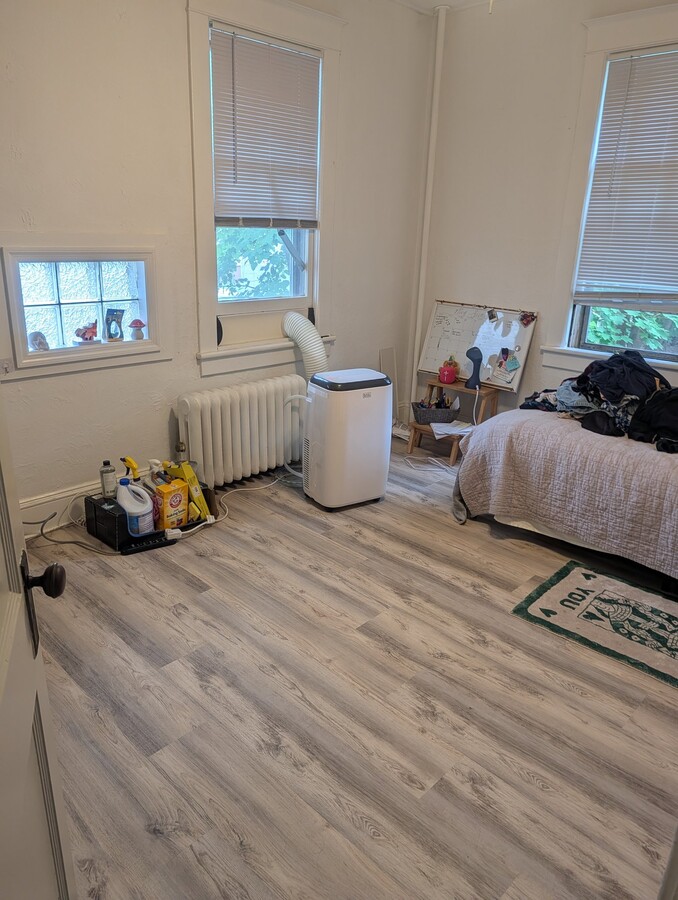 Photo - 324 Montgomery St
