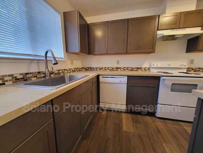 Photo - 1910 Grande Cir