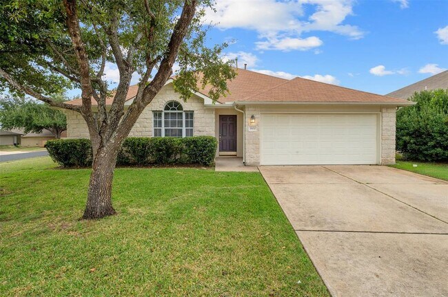 Building Photo - 1800 White Indigo Trail