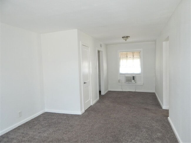 Photo - 638 Glazebrook St