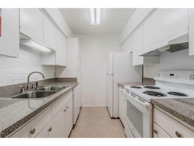 Shenandoah Apartments