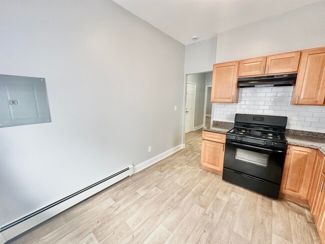 Photo - 130 Grant Ave