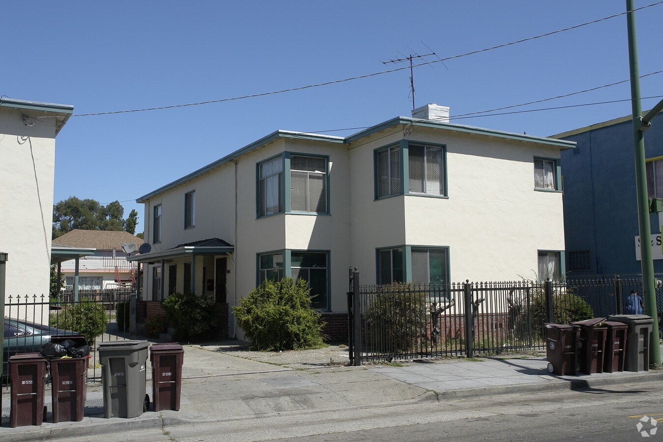 Photo - 2217-2221 35th Ave Apartments