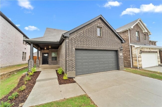 Building Photo - 603 Hemingway Ln