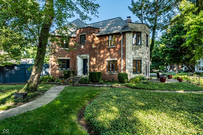 Photo - 5758 Wildwood Ave