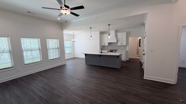 Photo - 524 Bristleleaf Path