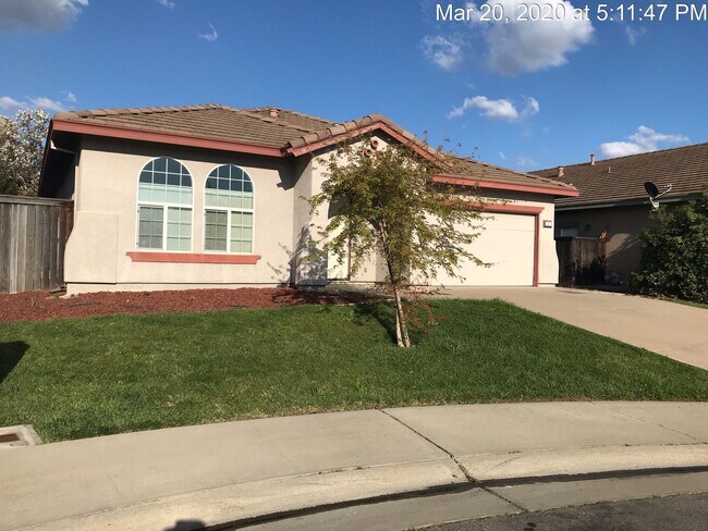 10 Maccan Ct