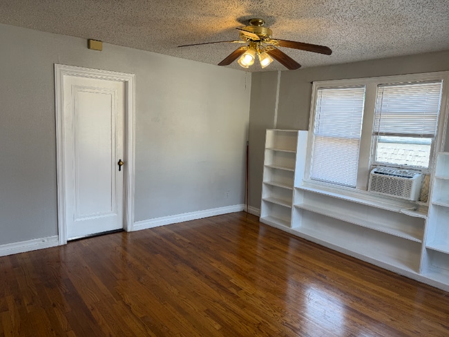 Photo - 1117 NW 38th St Unit 1119B