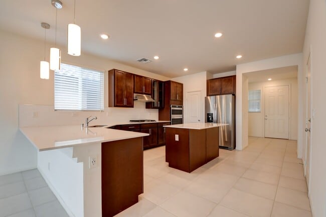 Photo - SPARKLING POOL in TULE SPRINGS