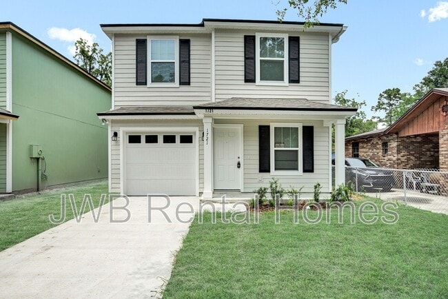 Photo - 1721 W 9th St House