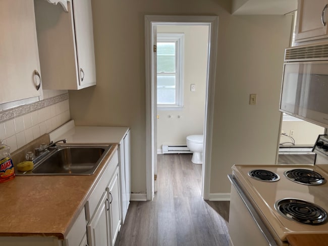 Photo - 37849 2nd St Unit 1 Lower