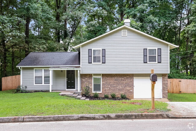 Building Photo - 4578 Old Lake Dr Rental