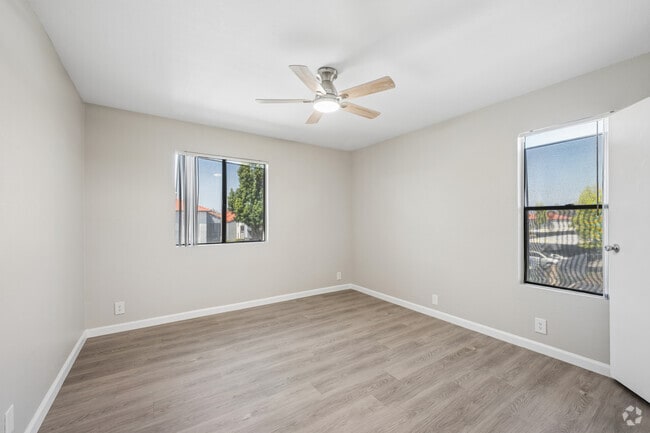Cascade - 2BR, 2BA - 968SF - Primary Bedroom